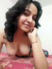 hot indian girl nude pics leaked